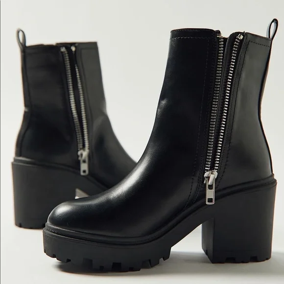 NWT Urban Outfitters Zip-Up boot black (9) - Picture 2 of 15